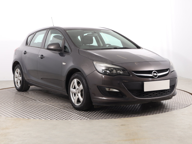 Opel Astra 2013