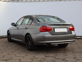 BMW 3 - 2010