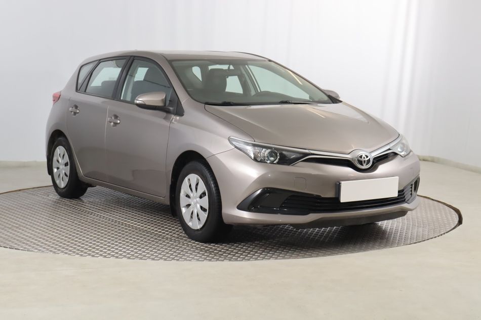 Toyota Auris - 2015
