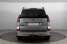 Toyota Land Cruiser - 2009