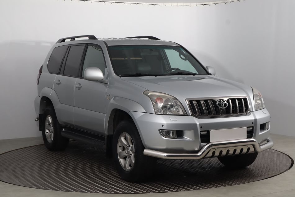 Toyota Land Cruiser - 2009