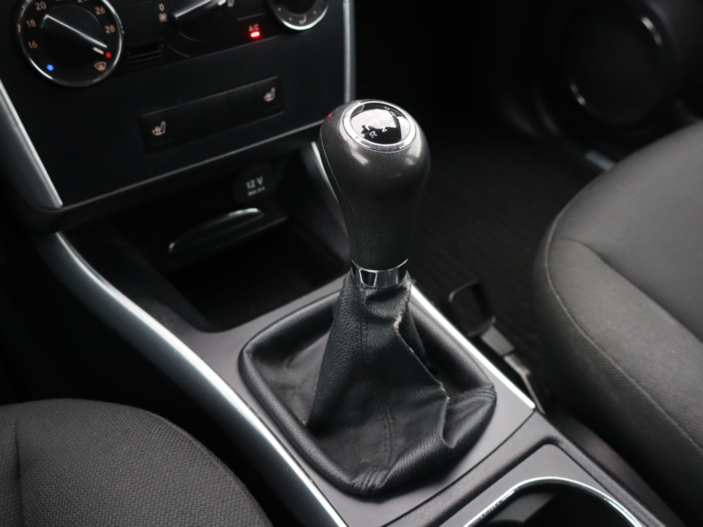 Mercedes-Benz B