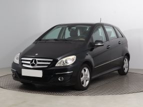 Mercedes-Benz B - 2011