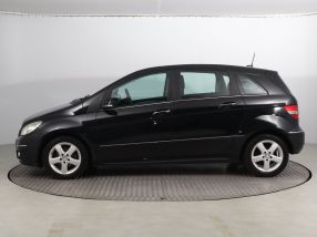 Mercedes-Benz B - 2011