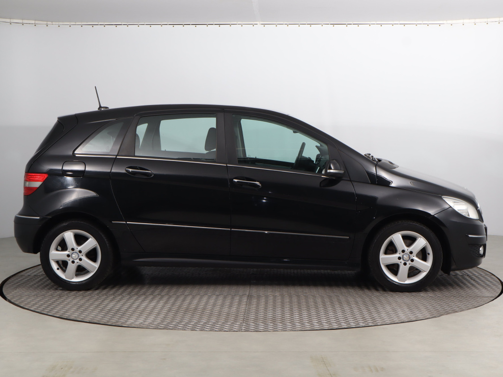 Mercedes-Benz B