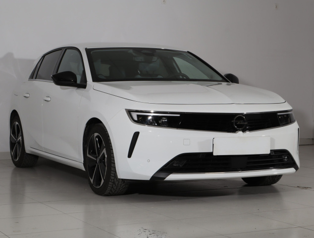 Opel Astra 2022