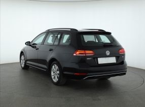 Volkswagen Golf - 2017