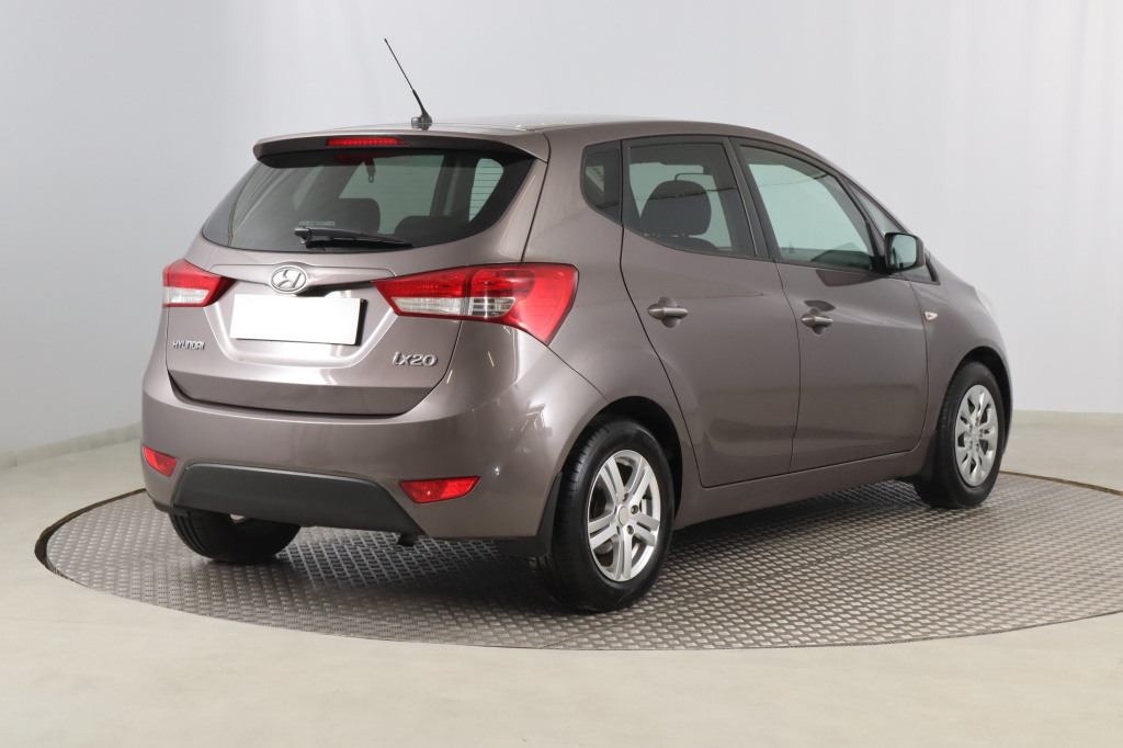 Hyundai ix20 2012 1.4 CVVT 121704km Comfort