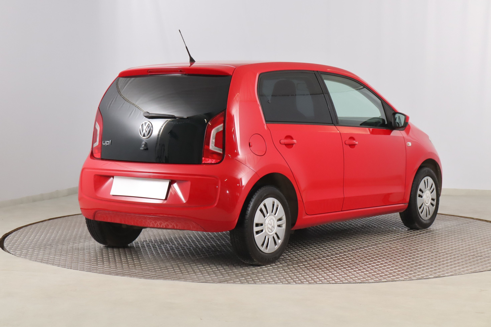 Volkswagen Up! 2014 1.0 MPI 100982km Hatchback