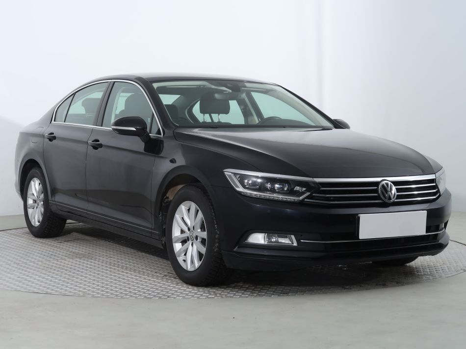 Volkswagen Passat - 2019
