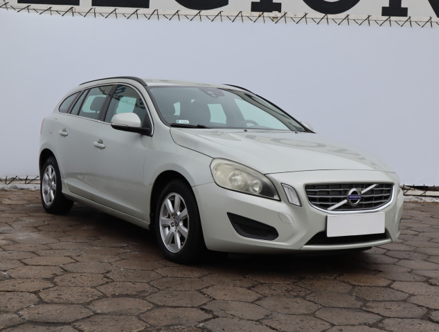 Volvo V60, 2013
