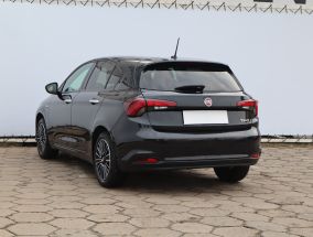 Fiat Tipo - 2021