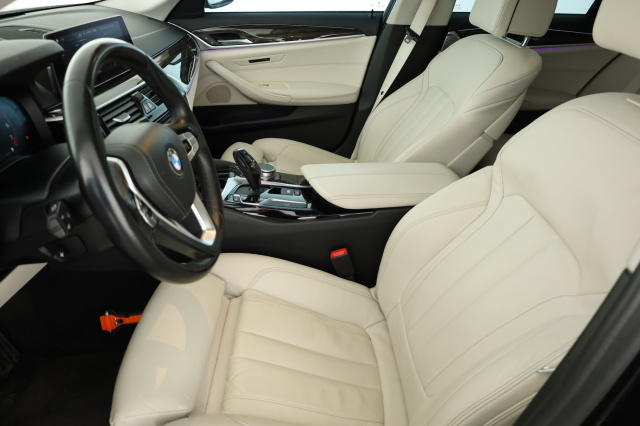 BMW 520i