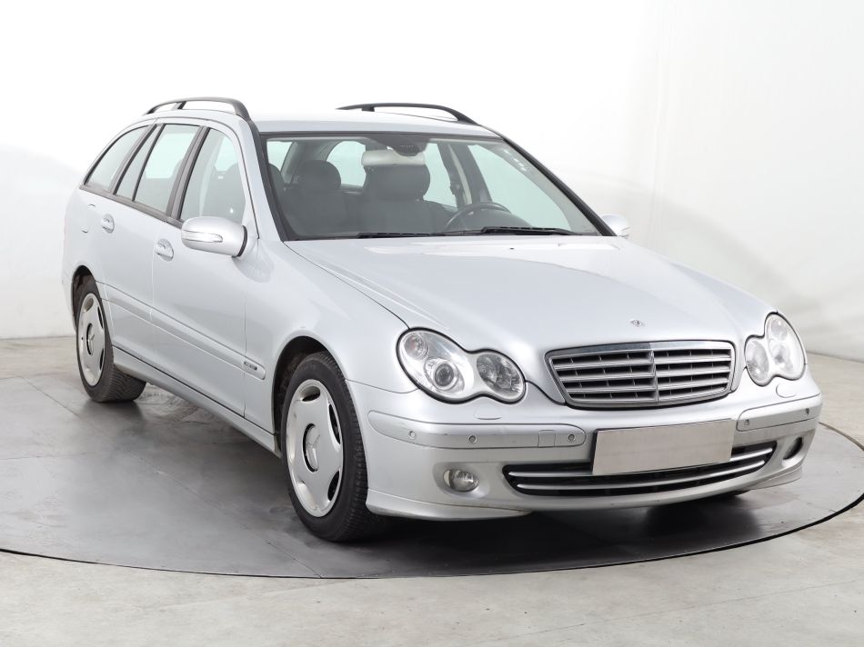 Mercedes-Benz C - 2006