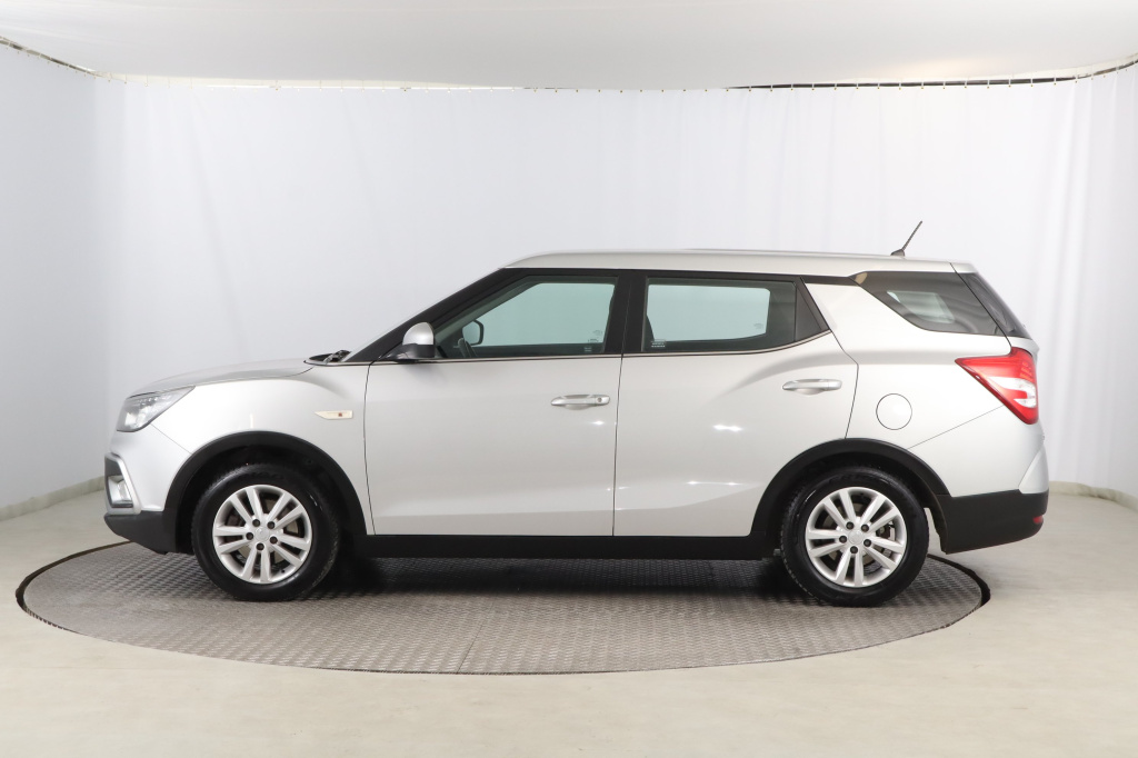 Ssang Yong XLV
