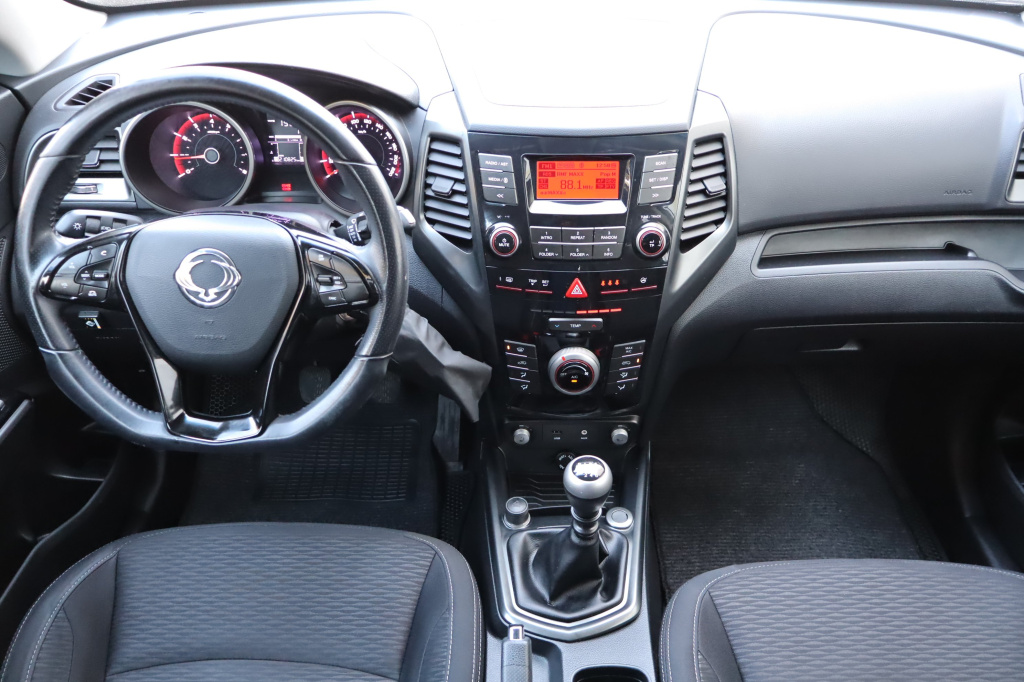 Ssang Yong XLV