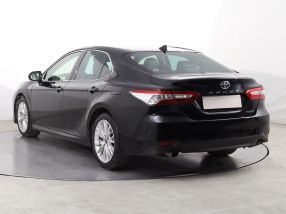 Toyota Camry - 2019