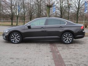 Volkswagen Passat - 2020