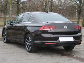 Volkswagen Passat - 2020