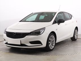 Opel Astra - 2016