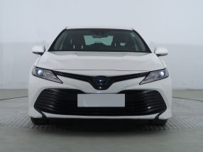 Toyota Camry - 2020