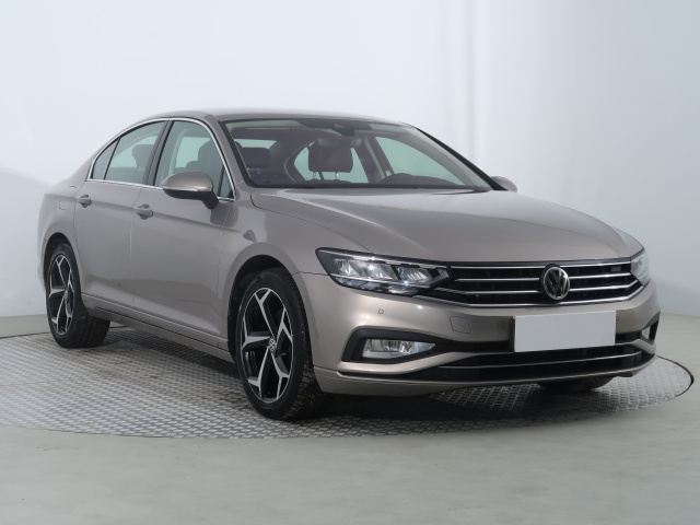 Volkswagen Passat 2019