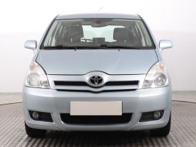 Toyota Corolla Verso - 2004