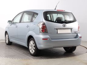 Toyota Corolla Verso - 2004