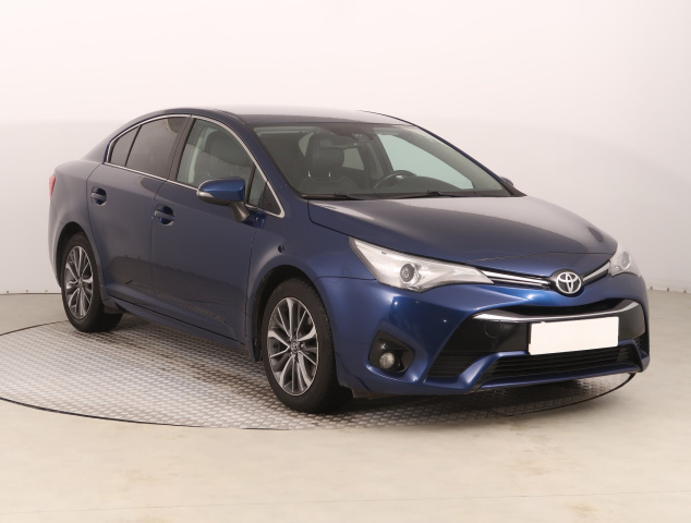 Toyota Avensis 2015