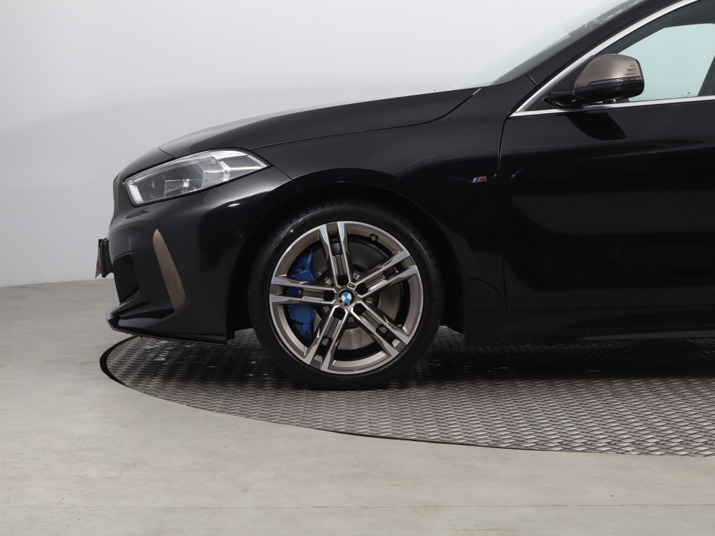 BMW 1