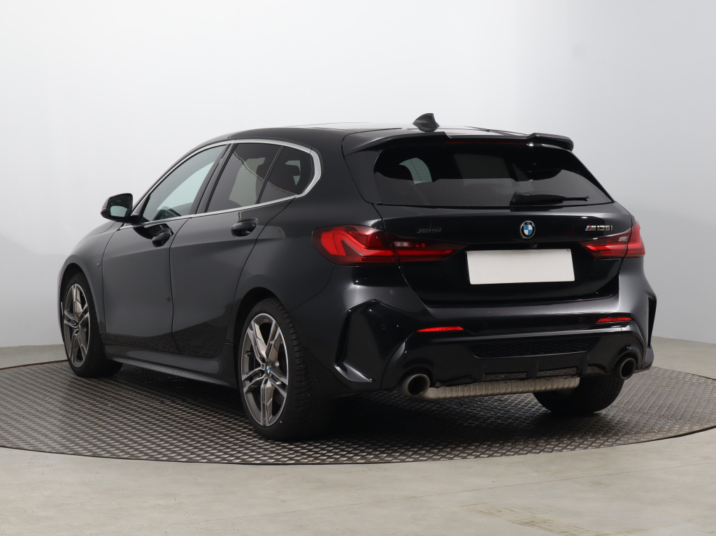 BMW 1