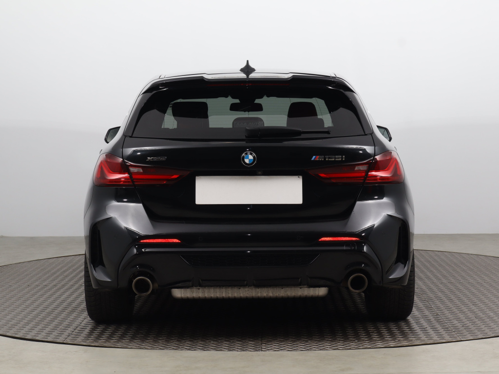 BMW 1