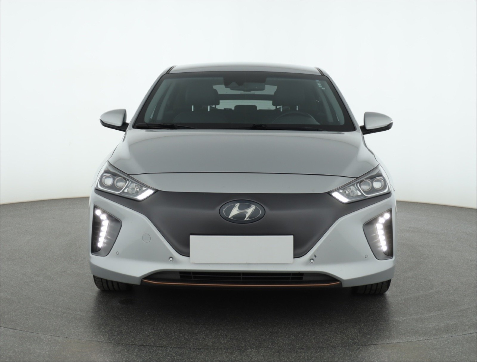 Hyundai Ioniq 2019 Electric 28 kWh 79905km ABS