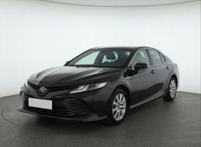 Toyota Camry - 2019
