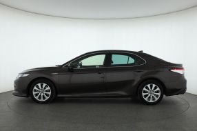 Toyota Camry - 2019