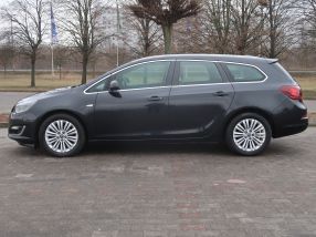 Opel Astra - 2014