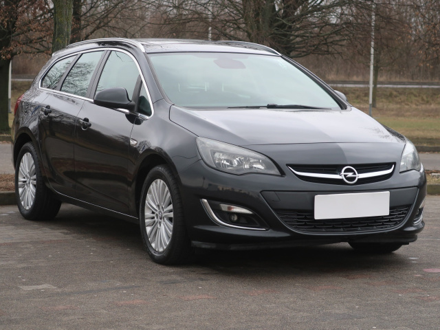 Opel Astra, 2014