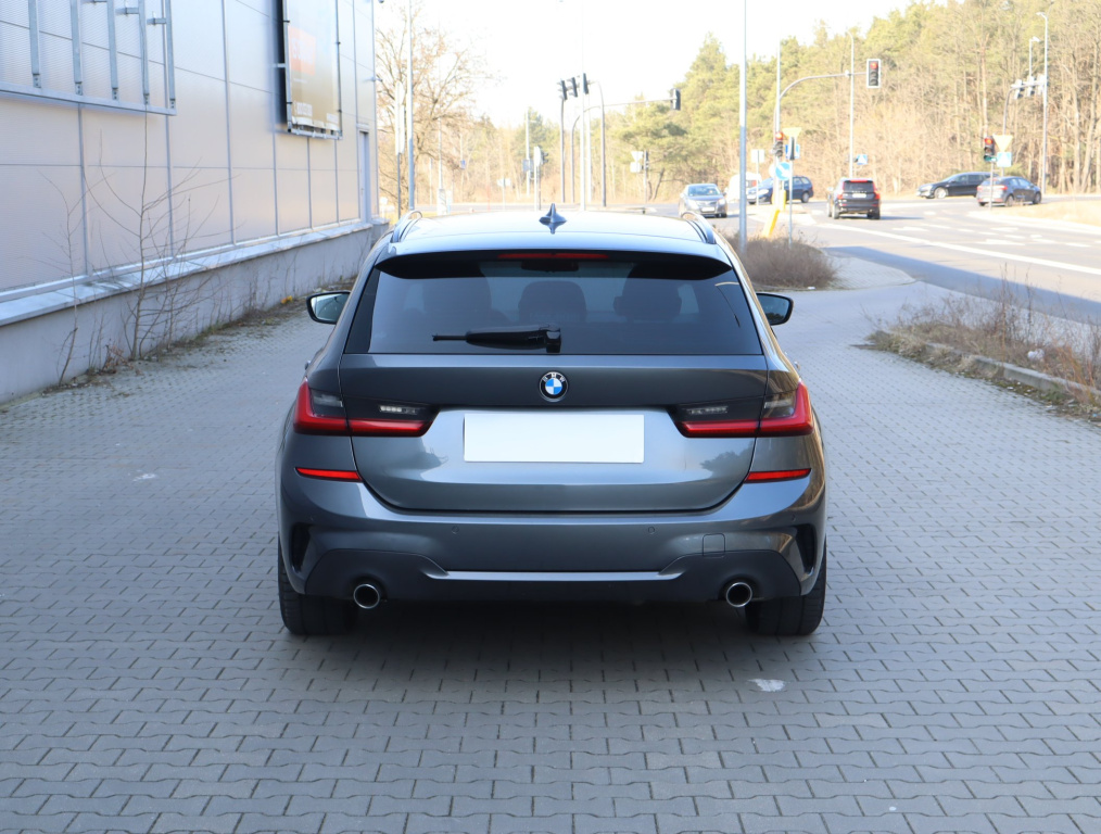 BMW 3