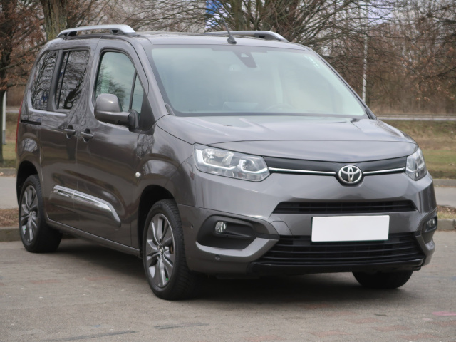 Toyota Proace City Verso 2021
