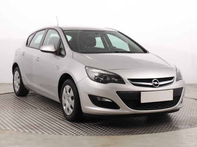 Opel Astra 2015