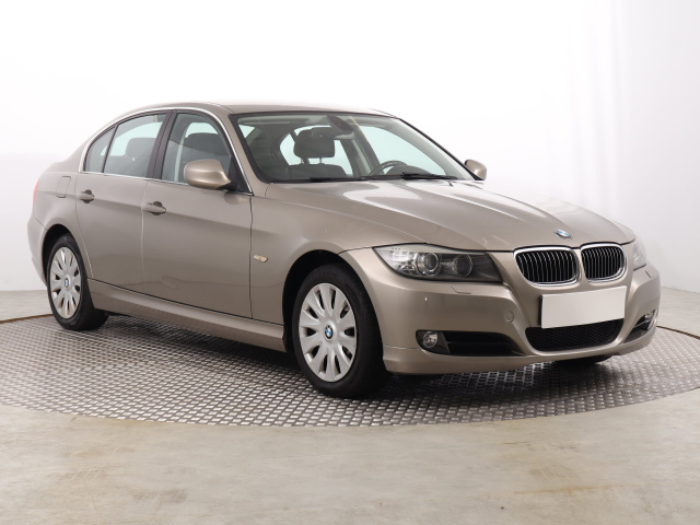 BMW 3 2011