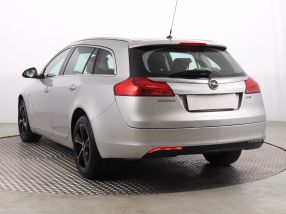 Opel Insignia - 2010
