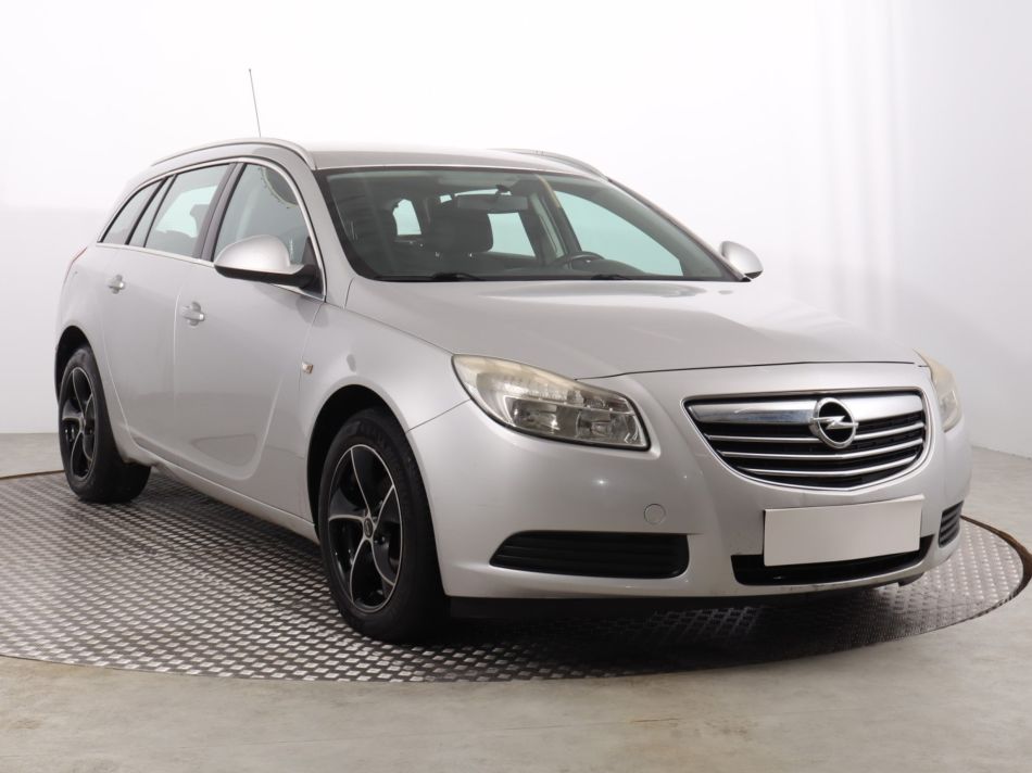 Opel Insignia - 2010
