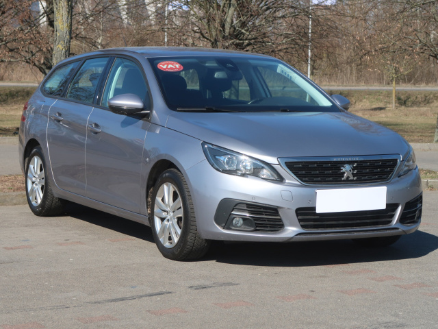 Peugeot 308 2021