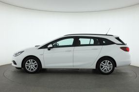 Opel Astra - 2020
