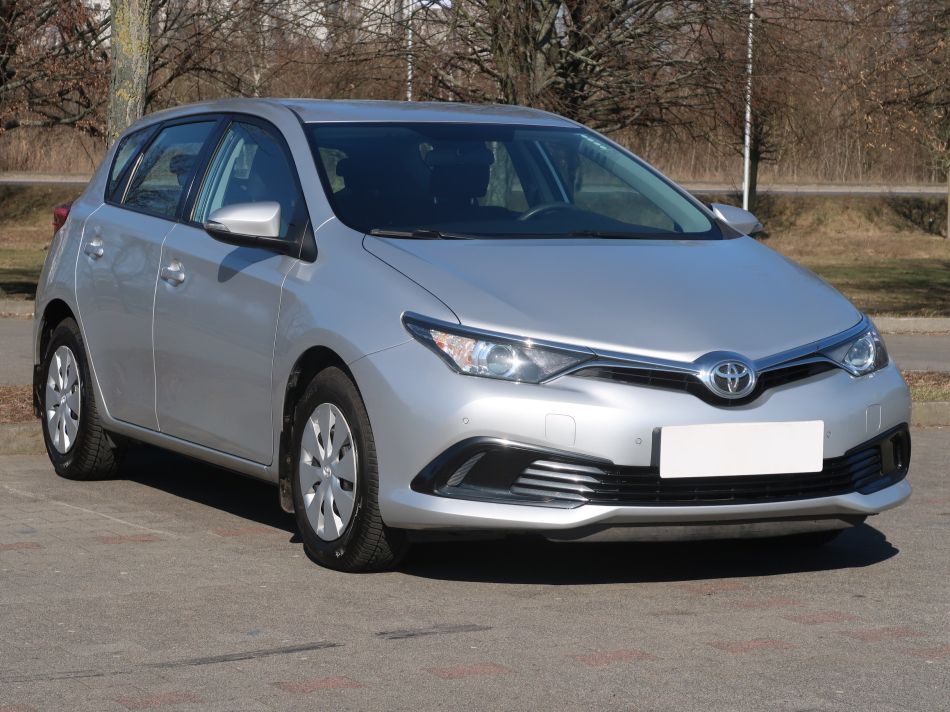 Toyota Auris - 2016