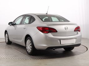 Opel Astra - 2018