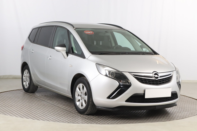 Opel Zafira 2016