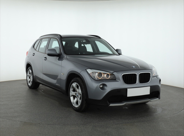 BMW X1 2011