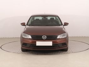 Volkswagen Jetta - 2016